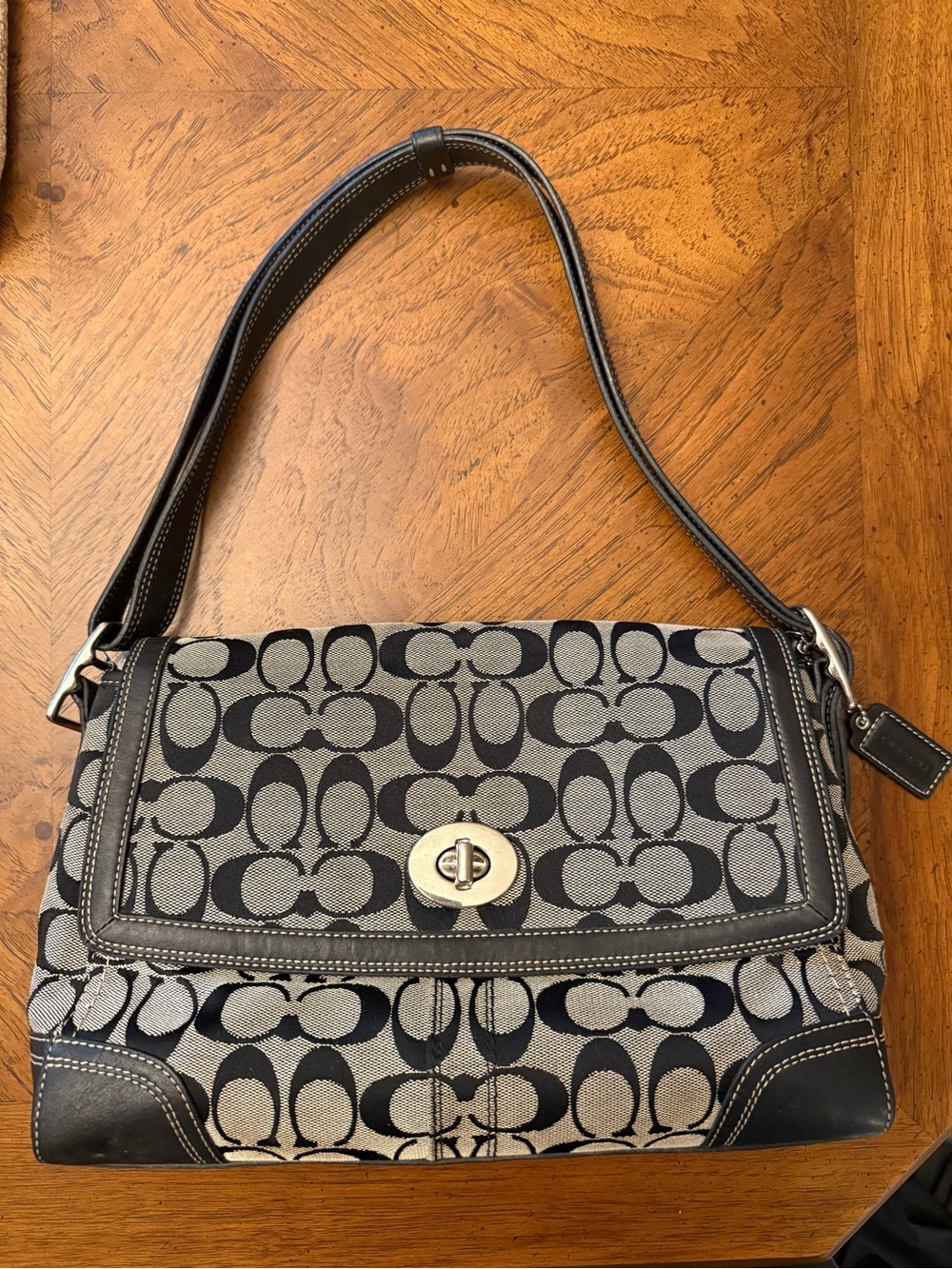 COACH Y2K Hamptons Signature Jacquard Turnlock Flap Shoulder Bag F13972